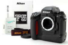 [NEAR MINT] Nikon F5 Black Late S/N 315xxxx 35mm SLR Film Camera Body from JAPAN