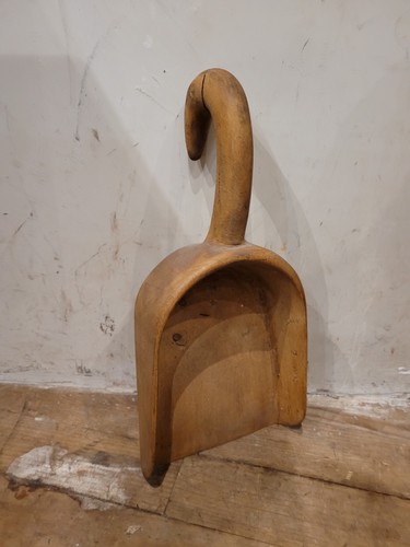 Ancienne pelle - pelle, a