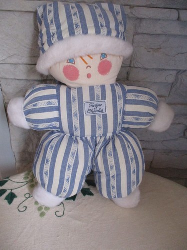 Peluche poupee avec grelot - peluche,