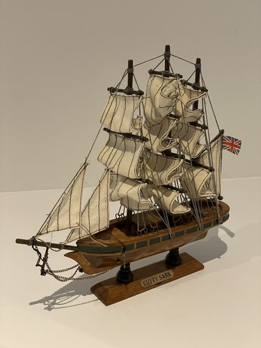 Maquette bateau voile cutty - a,