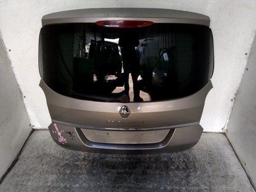 Malle hayon arriere renault - arriere,