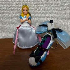 Porte-clés talon robe Disney