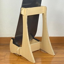 Support de snowboard en bois