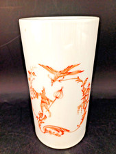 VASE EN PORCELAINE DURE