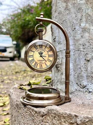 Ancienne horloge nautique - , en