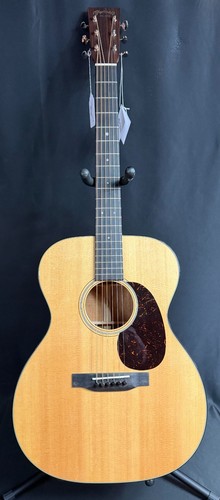 Martin 000 - -18, (2026)