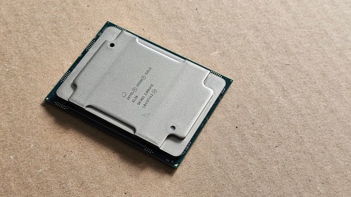 Intel xeon gold 6138 - 8x,