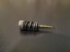 Vis de richesse de carburateur