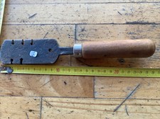 (n°1) OUTIL ANCIEN, BAILLE VOIE Forgée TOURNE A GAUCHE