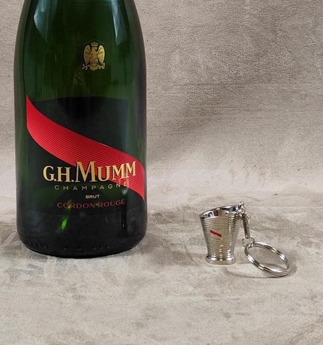 Porte clés champagne mumm - porte,