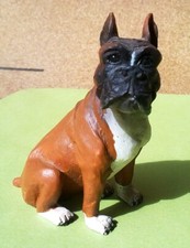 Petite figurine chien en