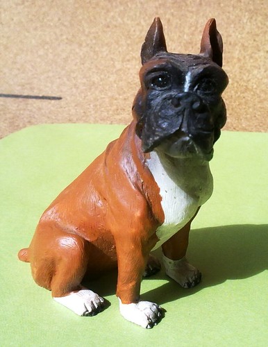 Petite figurine chien - , en