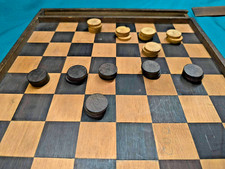 Ancien Jeu de Dames en Bois