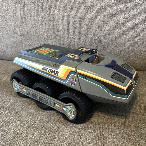 Vintage milton bradley big - milton,