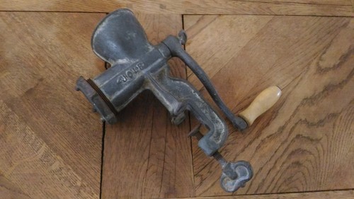 Hachoir ancien fonte - ancien, «