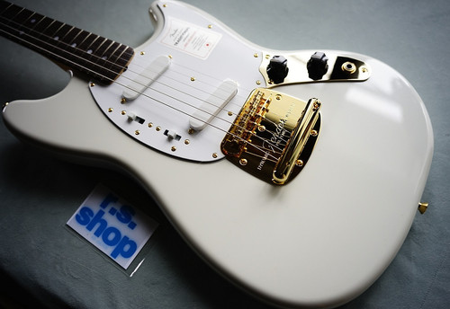 Fender made in - /, japan