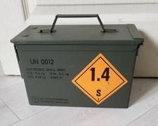Boite caisse de munitions