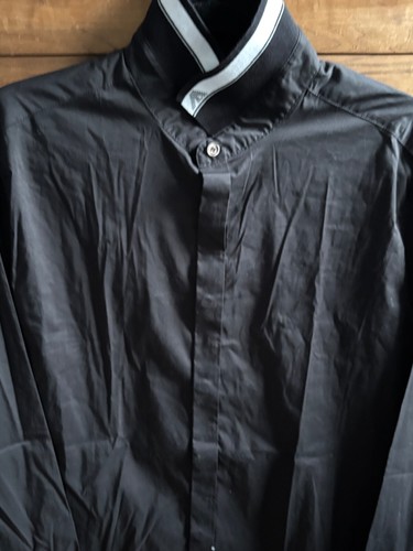 Tres belle chemise - , noire