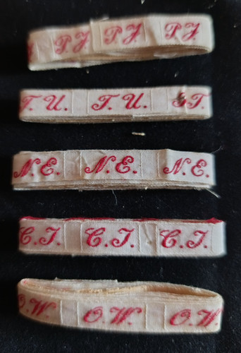 Lot ancien ruban initiale - lot,