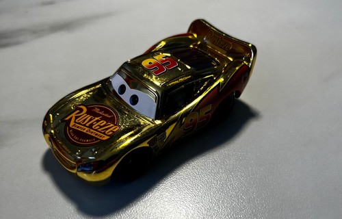 Lightning mcqueen gold chrome - mcqueen,