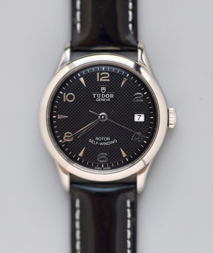Tudor black dial 1926 - black,