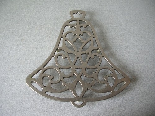 Dessous plat forme de - dessous,