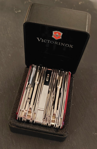 Victorinox swiss army - swiss,