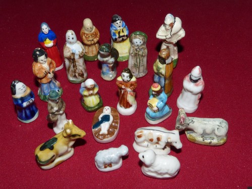 Fèves personnages santons - 21,