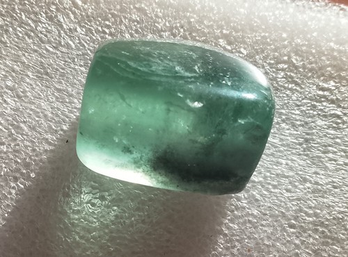 27.4gr 28x25x20mm fluorite