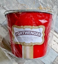 Seau Métallique à l'effigie des pains d'épices célèbres d'Alsace