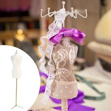 Mini mannequin pour poupée