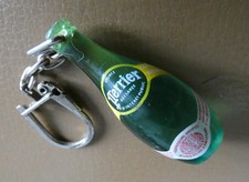 Ancien porte clé Bouteille Eaux Minérales PERRIER.