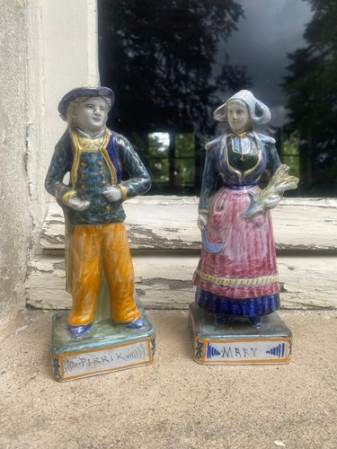 Paire figurines faïence
