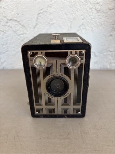 Brownie junior six art - six-20, deco