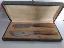 Boîte Couteaux anciens. Couteaux beurre et fromage