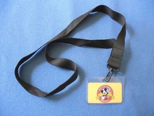 LANIERE DISNEYLAND PINS TRADING DE 2002