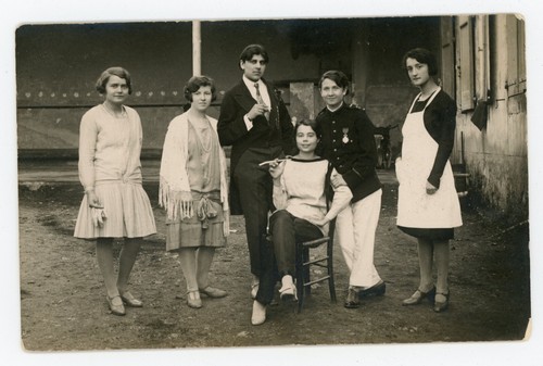 Carte photo 1929 garçonnes - carte-photo,
