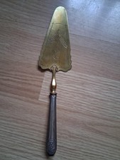 PELLE A TARTE EN ARGENT MASSIF