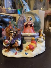 Beauty And Beats Snowglobe Figure la Belle Et La Bête Disney Figurine IN BOX
