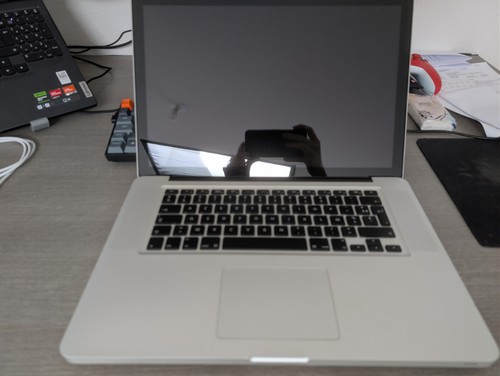 Lot macbook pro mid - 15",