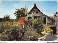 AGNP11-0913-53 - cosse-le-vivien - entrage musée robert tatin