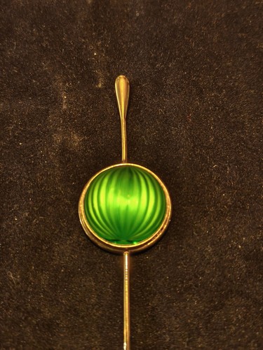 Lalique épingle chapeau - à,