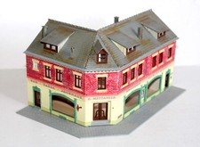 POLA N, 184 MAQUETTE MAGASIN