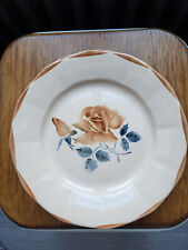 assiettes plates de la manufacture française Digoin Sarreguemines