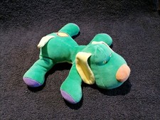 Doudou peluche chien vert jaune coeur Simply soft collection keel toys Etat neuf