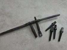 Lot filière double à 3 trous et tarauds, outils anciens de serrurier, forgeron