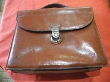 ANCIEN CARTABLE SACOCHE CUIR ARTHUR & ASTON L 38CM H 30CM BE