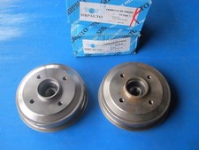 2 Tambours de freins arrière