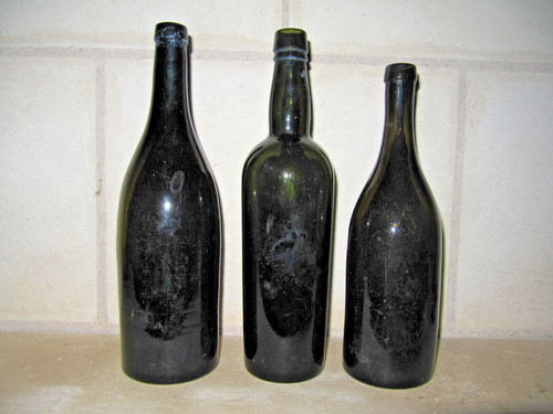 Bouteilles anciennes vin - bouteilles,