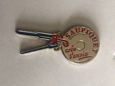 03 -  Pin's USTENSILE DE